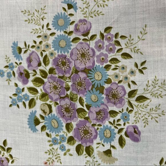 Vintage BLUE PURPLE White EMBROIDERED FLORAL Handkerchief Cotton CHECK BORDER - Picture 2 of 3